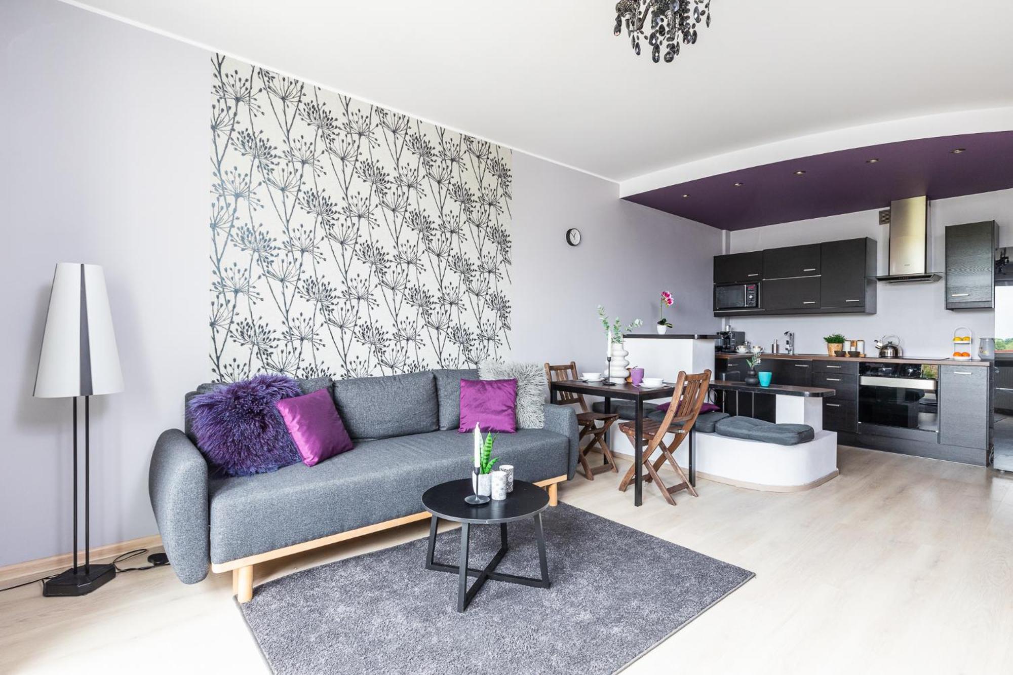 Superapart Pozarowa 3b, Parking *
